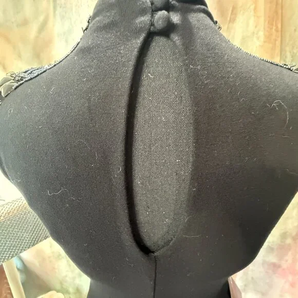 New ๐bebe Sexy Bodycon Keyhole Neckline Mini Dress Embellished Shoulders - Picture 9 of 16